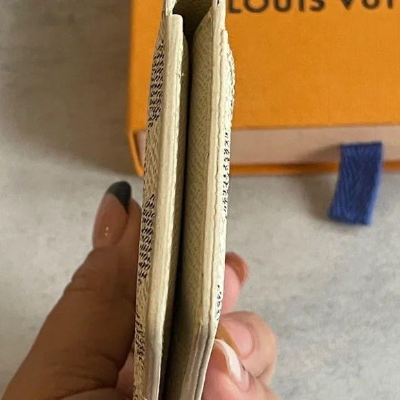 SOLD Authentic Louis Vuitton Card Holder - Picture 8 of 12